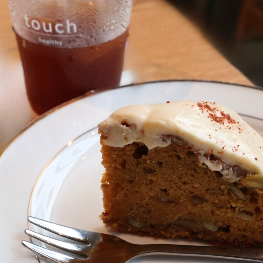 【近日発売】グルテンフリーのキャロットケーキ、もうすぐ登場！